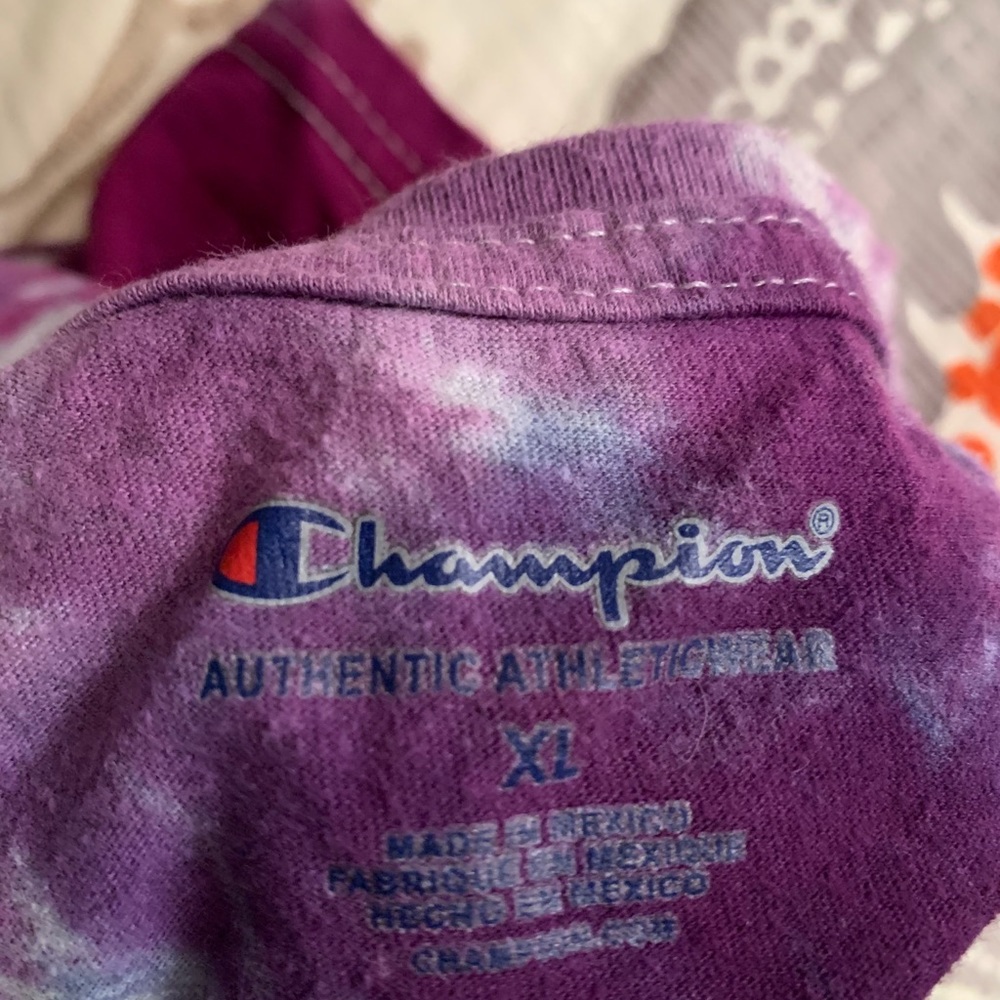 Champion tie dyed shirt - Picture 4 of 4